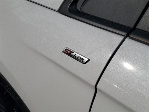 2024 Ford Edge ST Line