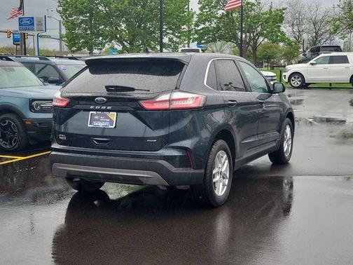 Blue Metallic 2023 Ford Edge SEL