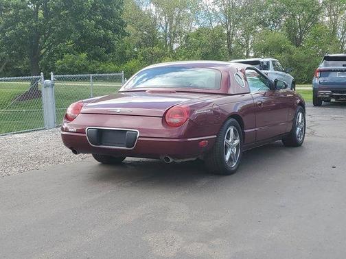2004 Ford Thunderbird 