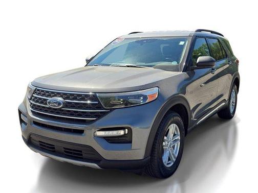 Gray Metallic 2023 Ford Explorer XLT