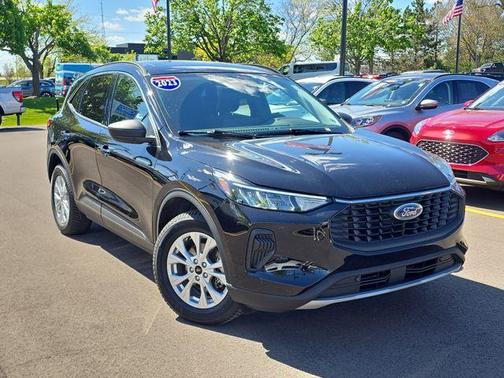 Black Metallic 2023 Ford Escape Active