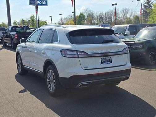 White Metallic 2022 Lincoln Nautilus Reserve