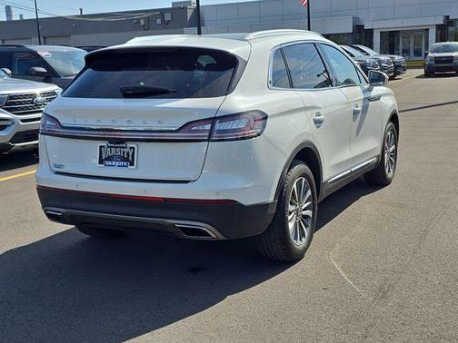 White Metallic 2022 Lincoln Nautilus Reserve