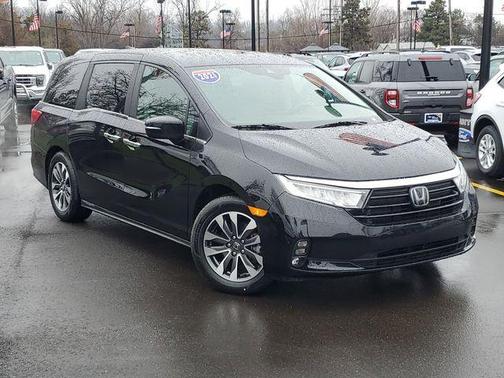 Crystal Black Pearl 2021 Honda Odyssey EX-L Passenger Van