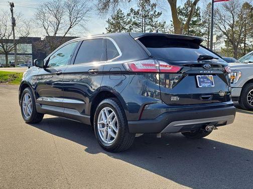 Blue Metallic 2024 Ford Edge SEL