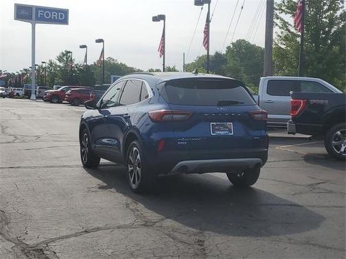 2023 Ford Escape Platinum