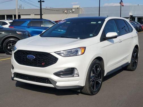 2023 Ford Edge ST