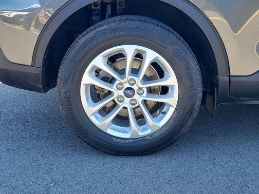 Magnetic 2020 Ford Escape SE