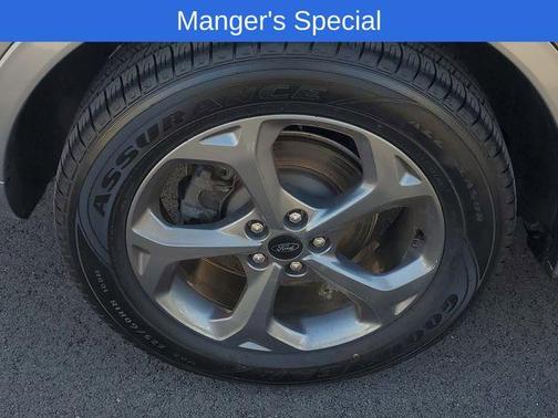 2023 Ford Escape ST-Line Select