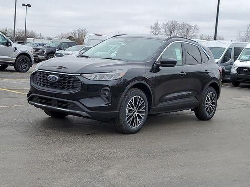 Black Metallic 2024 Ford Escape PHEV