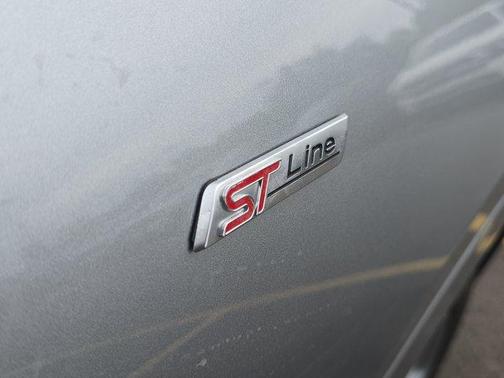 Silver Metallic 2024 Ford Escape ST-Line