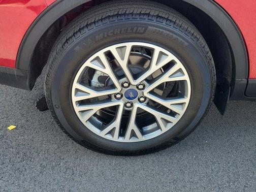 Red Metallic 2022 Ford Escape SEL