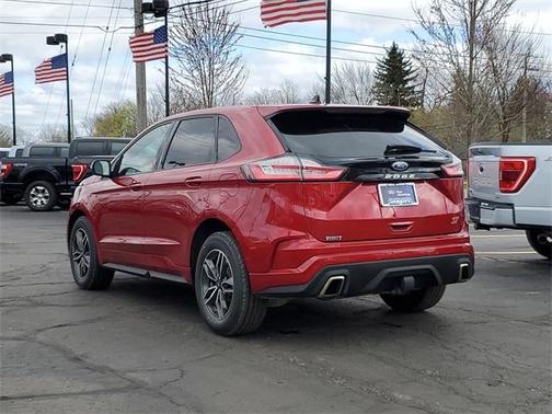 2021 Ford Edge ST