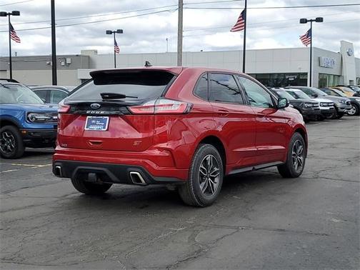 2021 Ford Edge ST