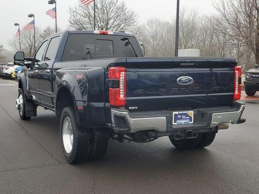 2023 Ford F-450 Lariat