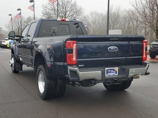 2023 Ford F-450 Lariat