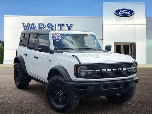 Oxford White 2024 Ford Bronco Wildtrak