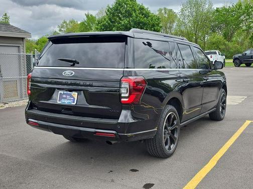 Black Metallic 2022 Ford Expedition Max Limited