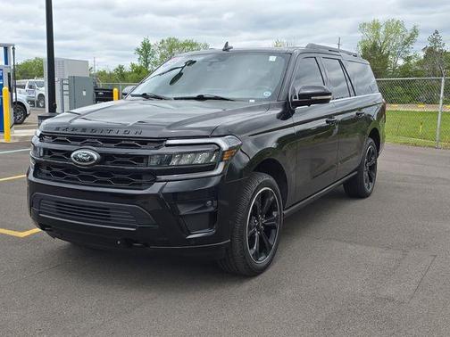 Black Metallic 2022 Ford Expedition Max Limited