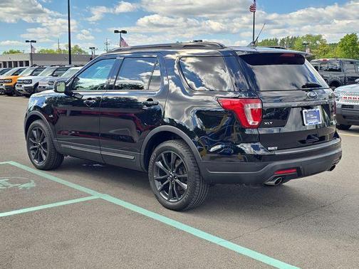 Shadow Black 2018 Ford Explorer XLT