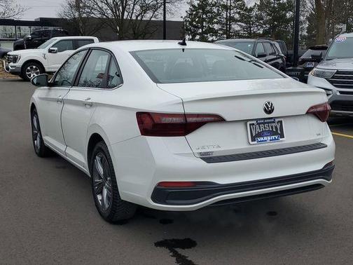 2023 Volkswagen Jetta 1.5T SE