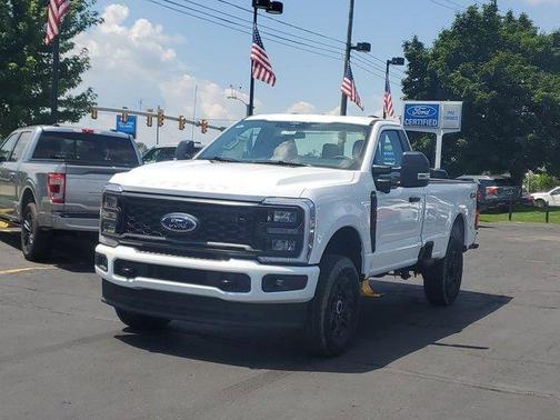 2025 Ford F-250 XLT
