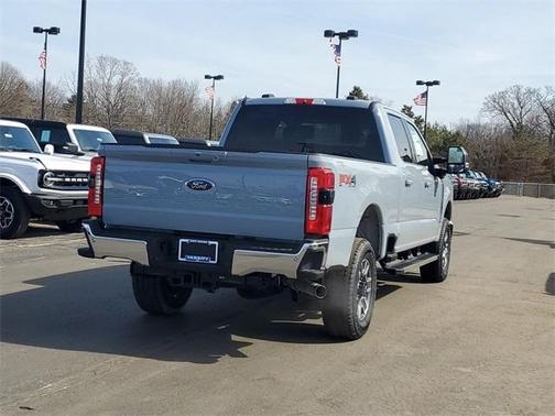 2025 Ford F-350 Lariat Super Duty