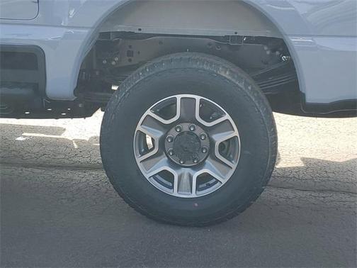 2025 Ford F-350 Lariat Super Duty