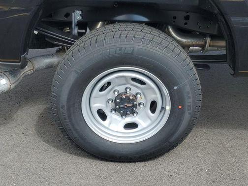Black Metallic 2026 Ford F-250 XL