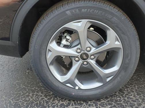 Black Metallic 2026 Ford Escape ST-Line