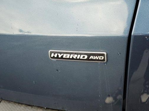 2020 Ford Escape Titanium Hybrid