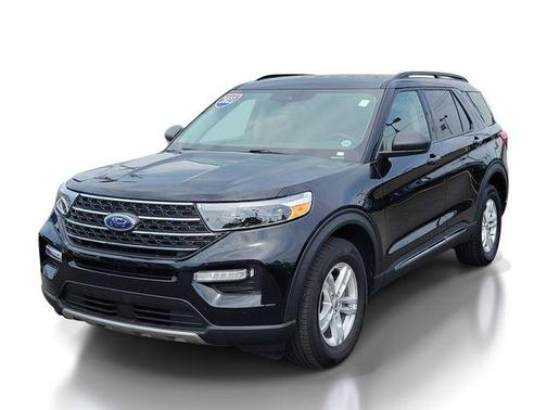 Black Metallic 2023 Ford Explorer XLT