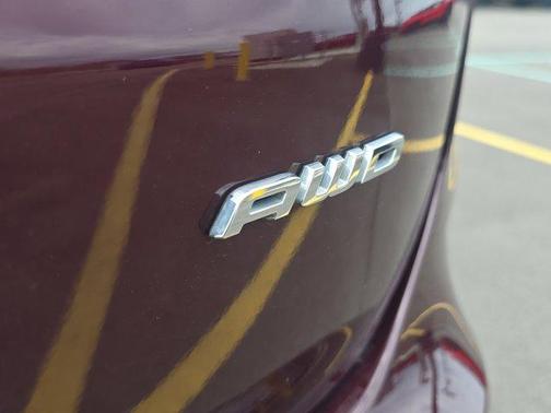 Burgundy 2023 Ford Edge SEL