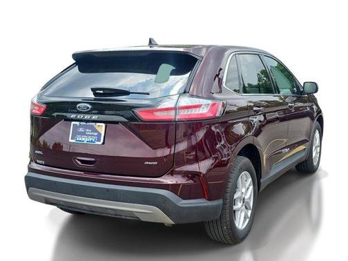 Burgundy 2023 Ford Edge SEL