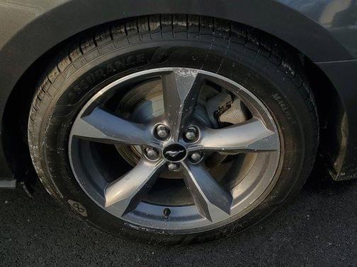 2015 Ford Mustang V6