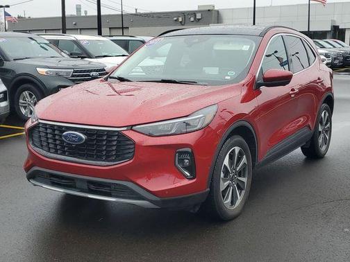 2023 Ford Escape Platinum