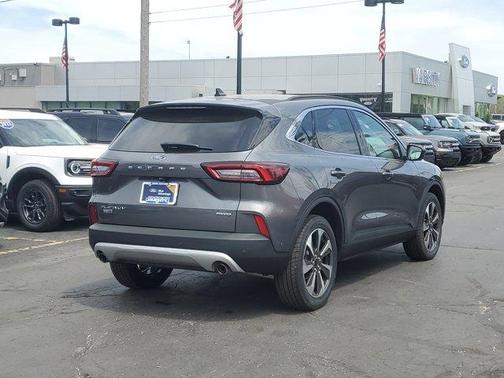 2023 Ford Escape Platinum
