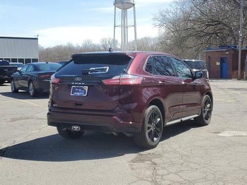 2023 Ford Edge ST Line