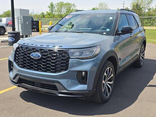 Vapor Blue 2025 Ford Explorer ST-Line