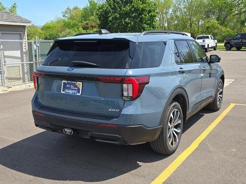 Vapor Blue 2025 Ford Explorer ST-Line