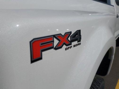 White Metallic 2026 Ford F-350 Platinum