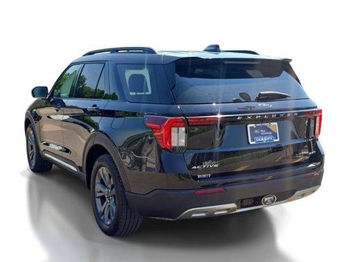 Black Metallic 2025 Ford Explorer Active