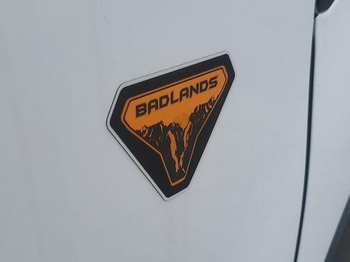 Oxford White 2026 Ford Bronco Sport Badlands