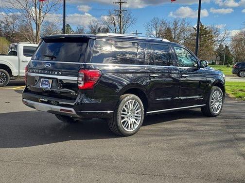 Black Metallic 2024 Ford Expedition Max Platinum