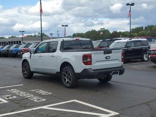 2025 Ford Maverick Lariat