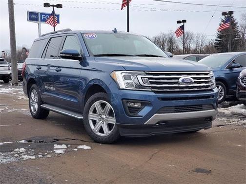 Photo 2 of 31 of 2019 Ford Expedition XLT