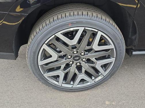 Black Metallic 2026 Ford Expedition Max Platinum