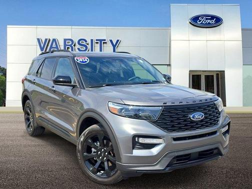 Gray Metallic 2024 Ford Explorer ST-Line