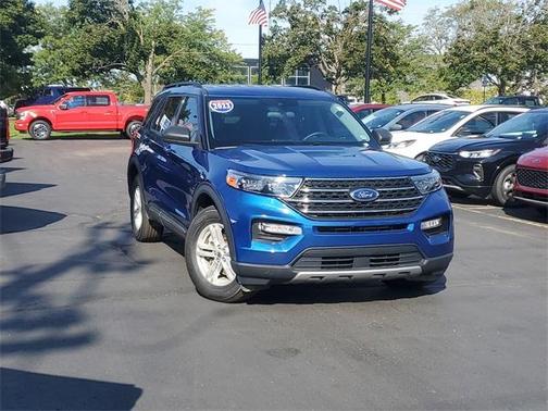 2023 Ford Explorer XLT