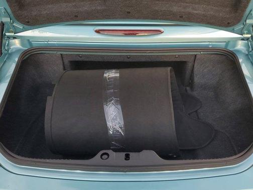2002 Ford Thunderbird 